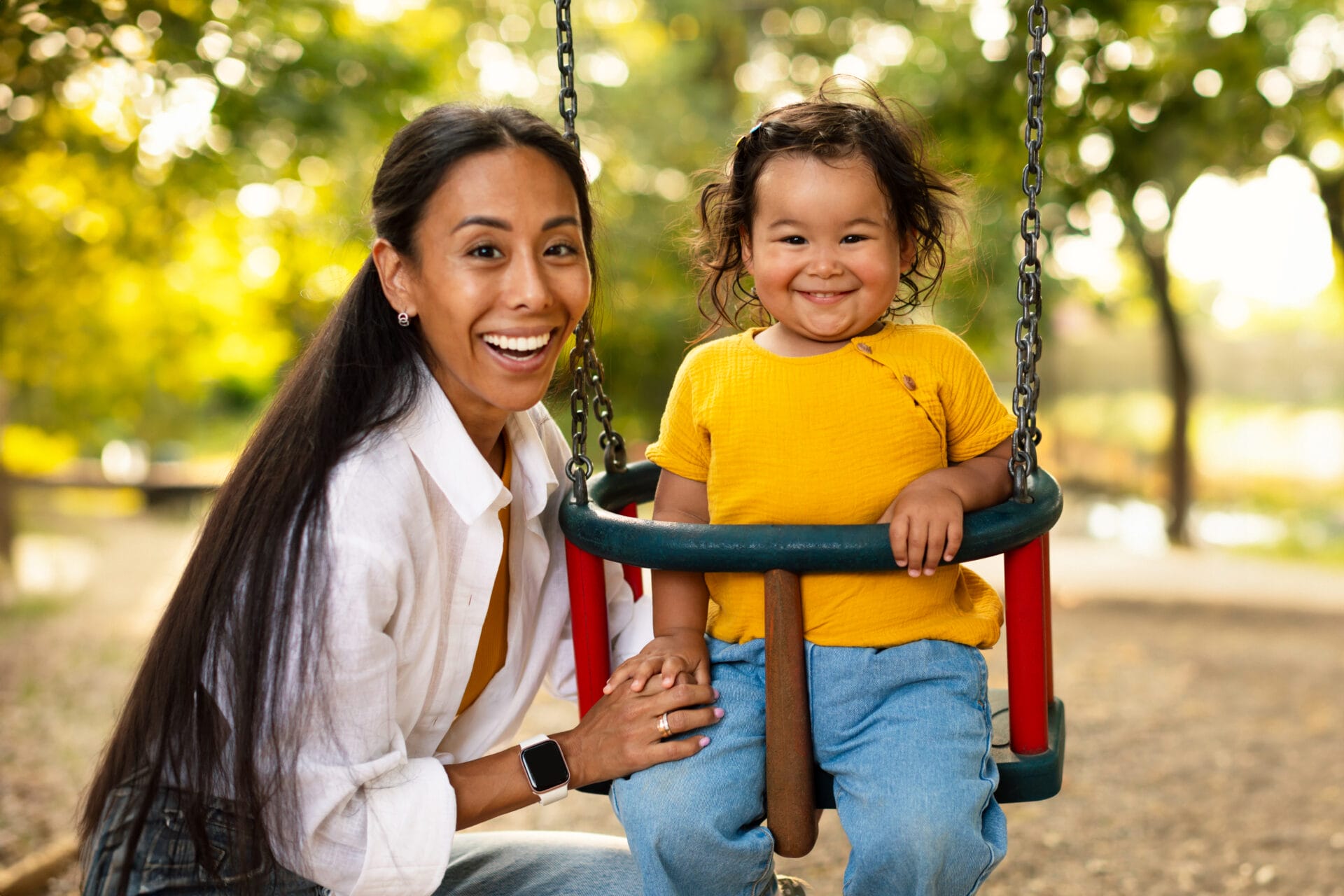 japanese mommy and toddler daughter posing on swin 2023 11 27 05 28 53 utc